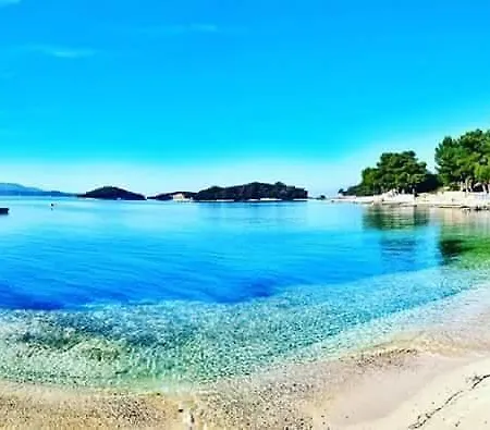 Relax Altini * Sarandë